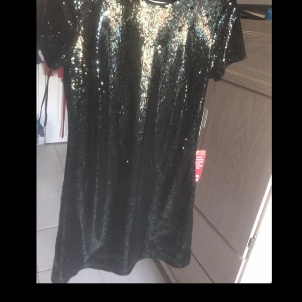 Sequence dress from guess